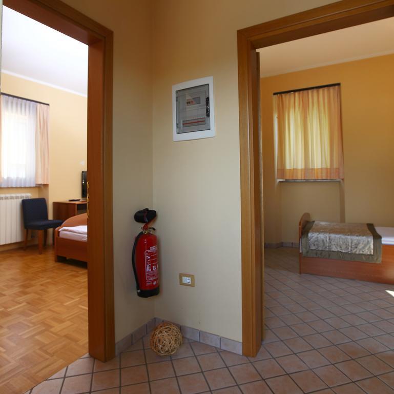 Bed And Breakfast Malovec Divača Dış mekan fotoğraf