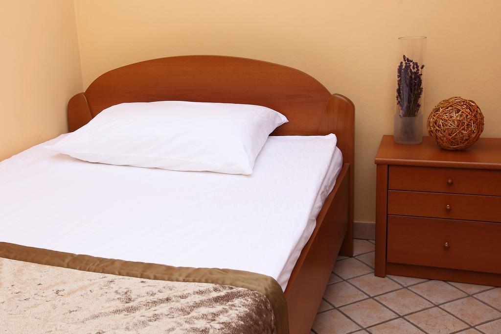 Bed And Breakfast Malovec Divača Dış mekan fotoğraf