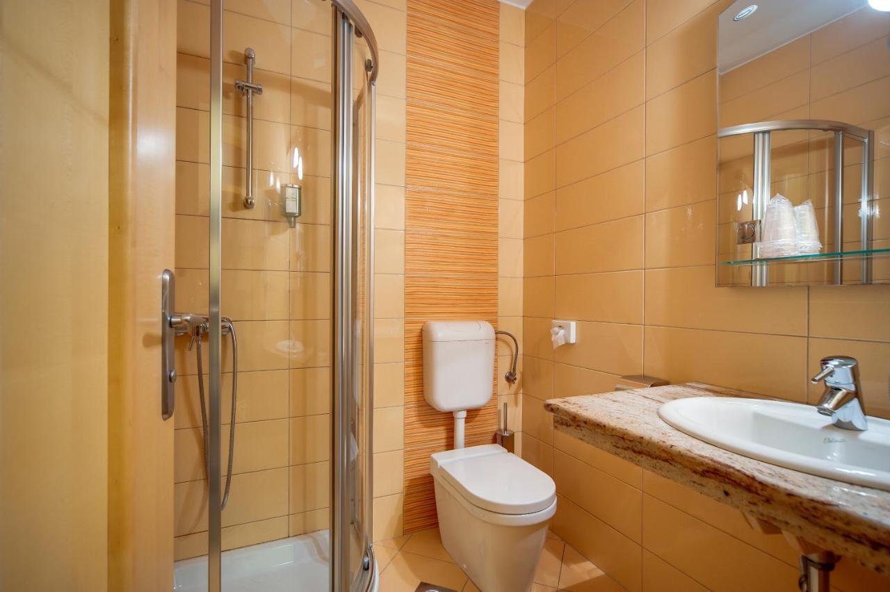 Bed And Breakfast Malovec Divača Dış mekan fotoğraf