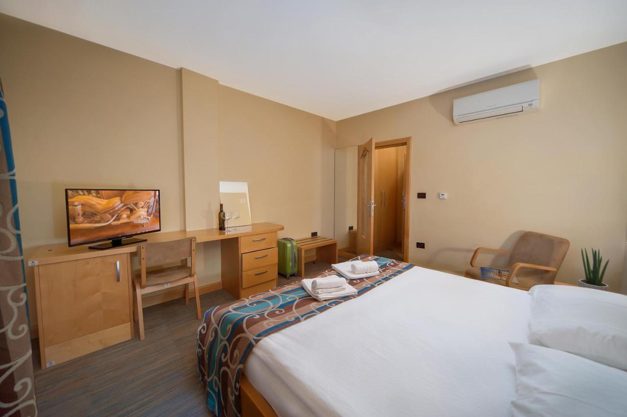 Bed And Breakfast Malovec Divača Dış mekan fotoğraf